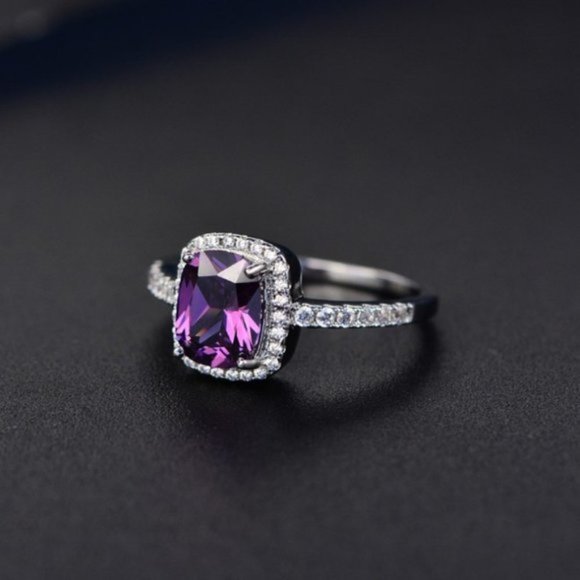 New Beautiful 925 Sterling Silver Amethyst Ring - Picture 2 of 4